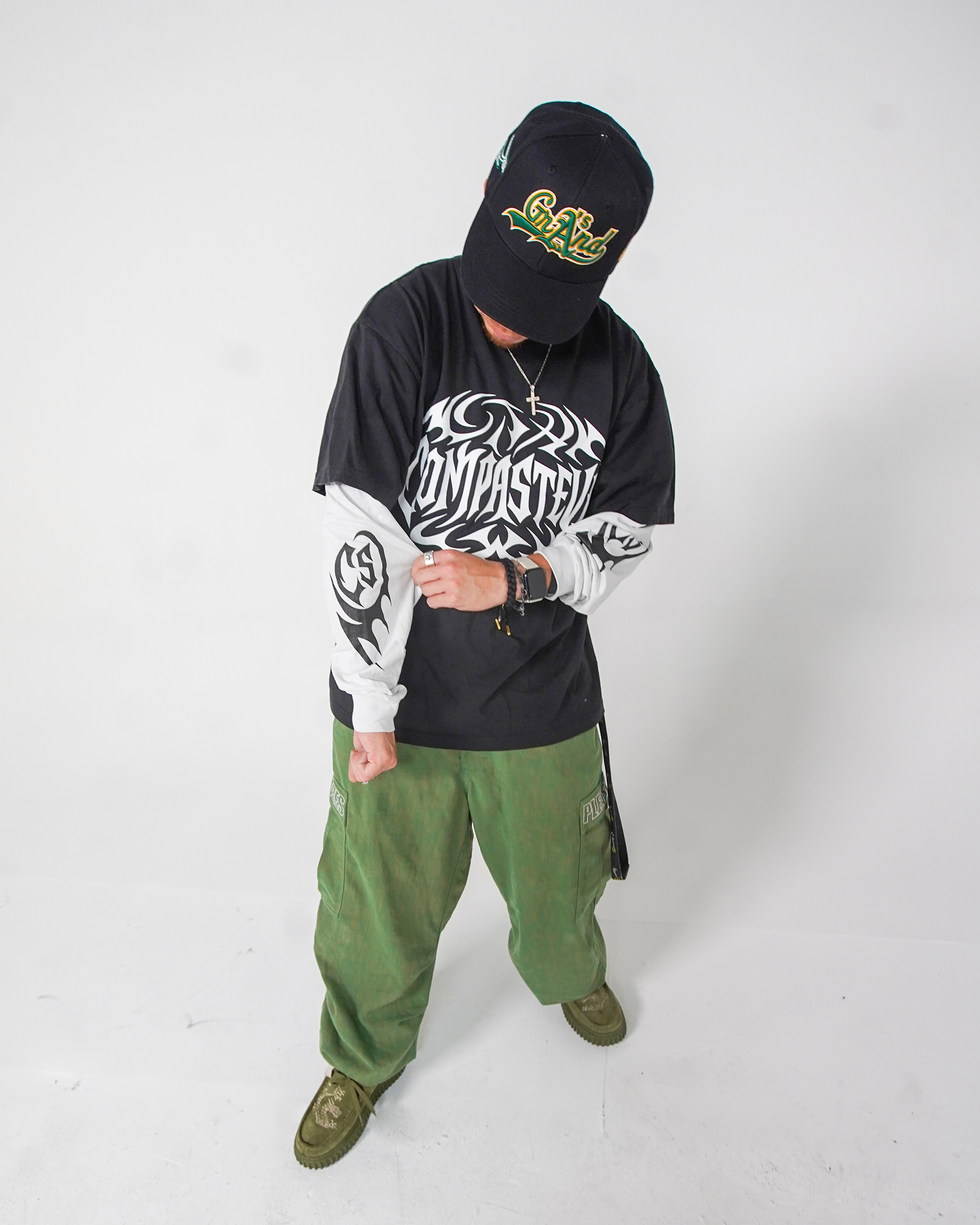 COMPASTEVE LONGSLEEVE